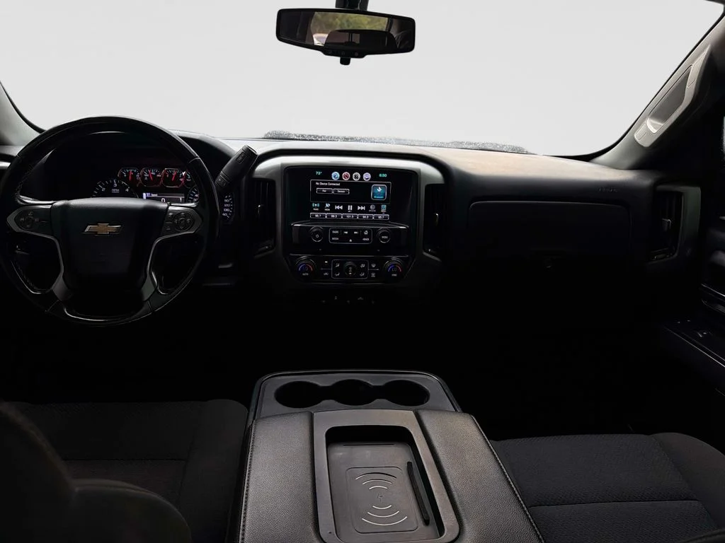 Used 2018 Black Chevrolet LT image 17