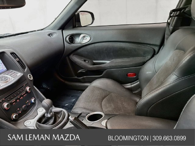 Used 2017 Gray Nissan Touring image 22