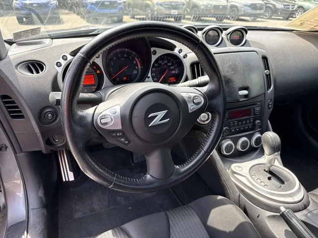 Used 2020 Gray Nissan Base image 15