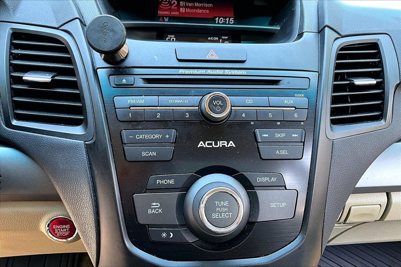 Used 2015  Acura Base image 24
