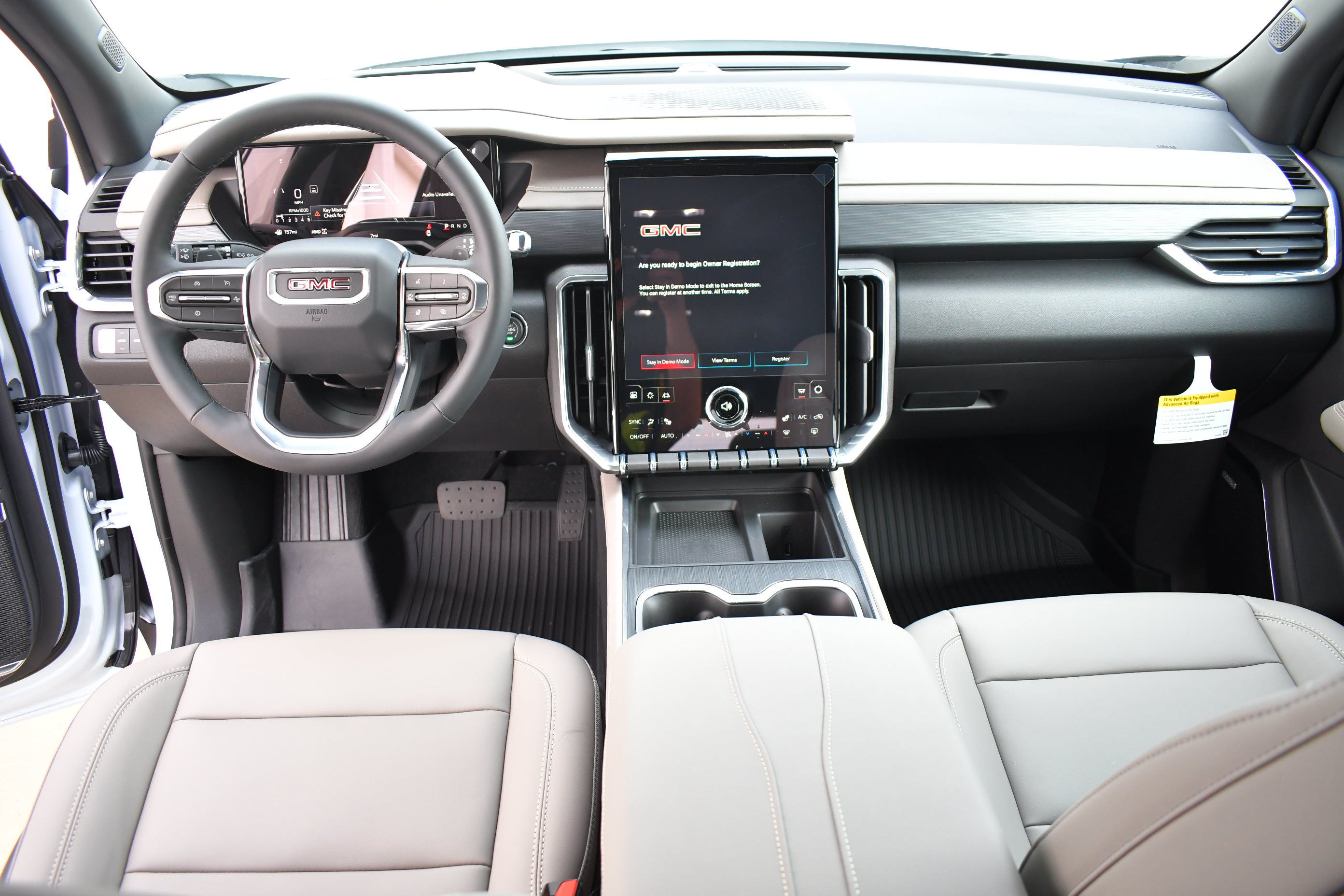 2026 GMC Acadia Elevation - Photo 11
