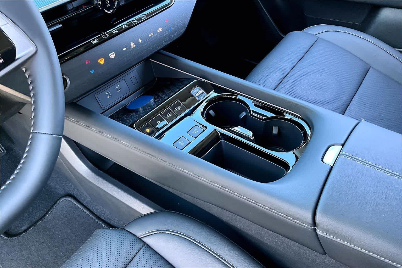 New 2026 Everest White Pearl Tricoat Nissan SL image 7