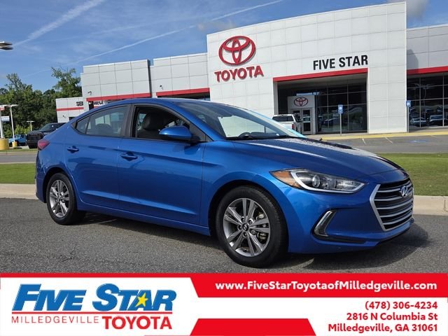 Used 2017 Blue Hyundai SE image 1