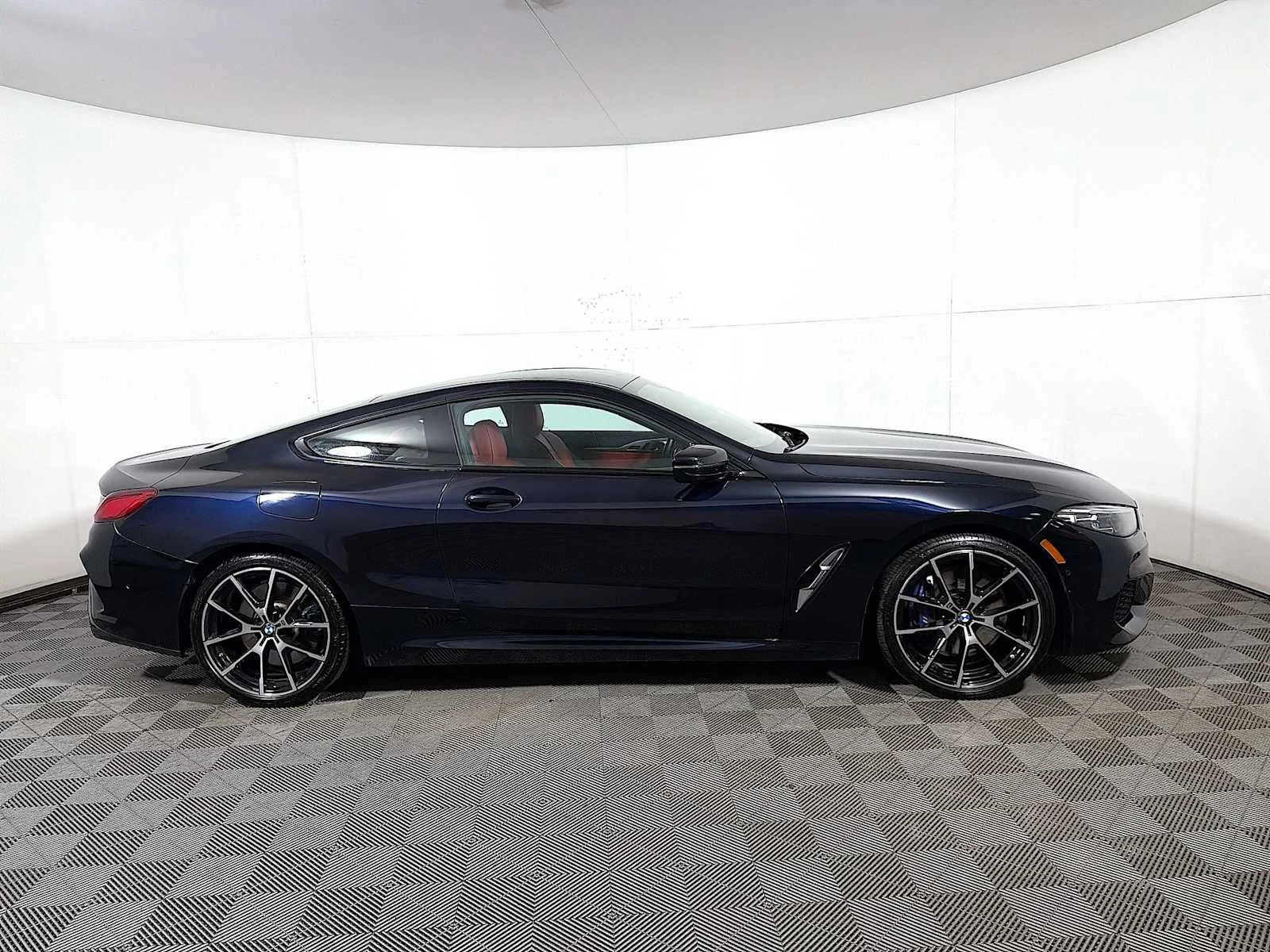 2020 BMW 8 Series 840i - Photo 7