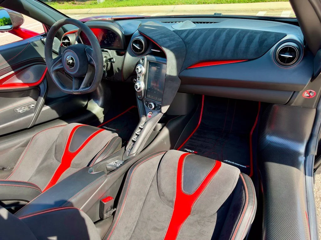 Used 2020 MSO Volcano Red McLaren  image 23