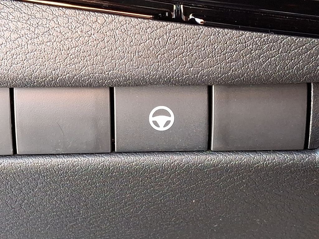 2026 Nissan KICKS SR AWD - Photo 17