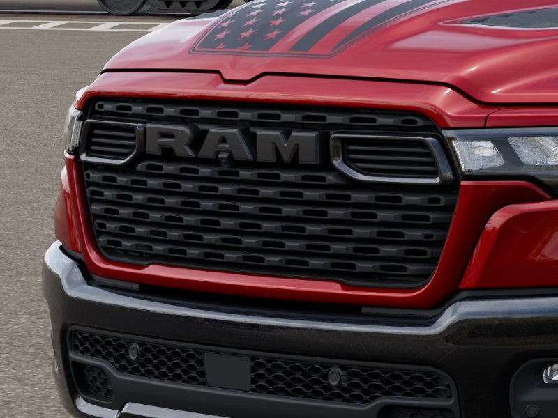 New 2026 Molten Red Pearl-Coat Exterior Paint RAM Big Horn/Lone Star image 7