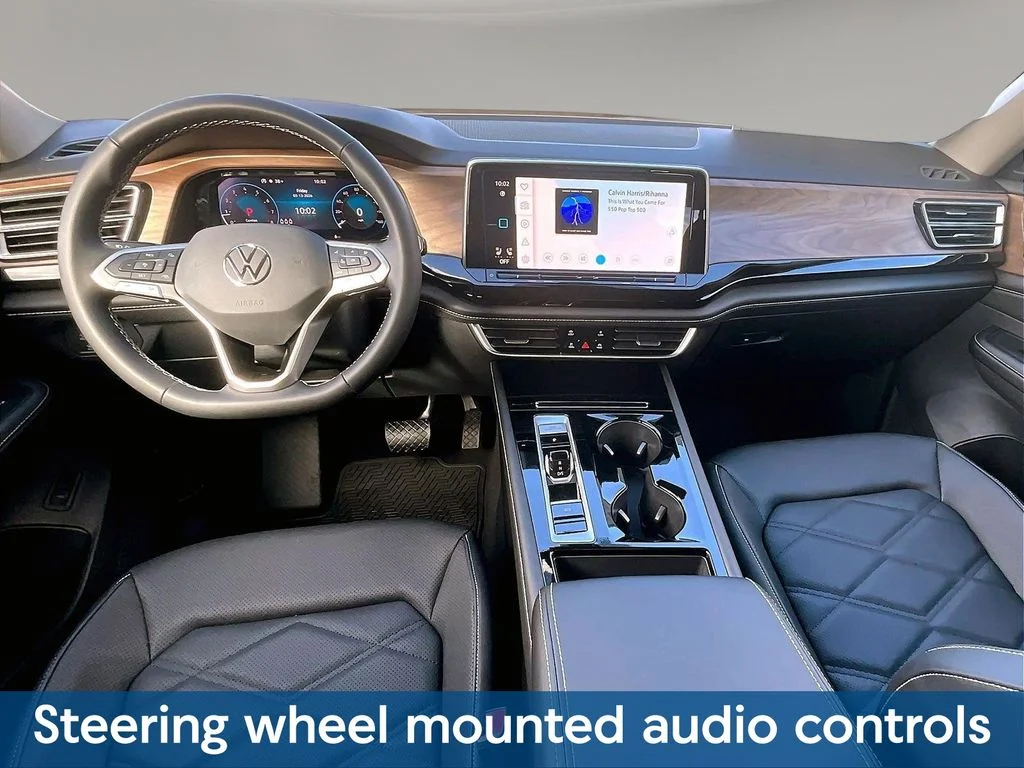 New 2026 White/off-white Volkswagen SE w/Technology image 6