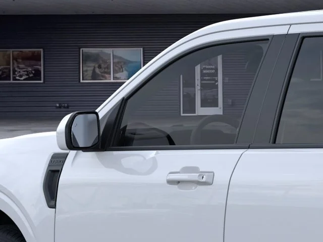 Used 2025 White Ford Lobo Standard image 21