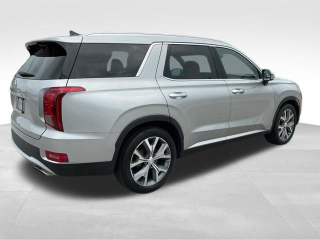Used 2021 Silver Hyundai SEL image 4