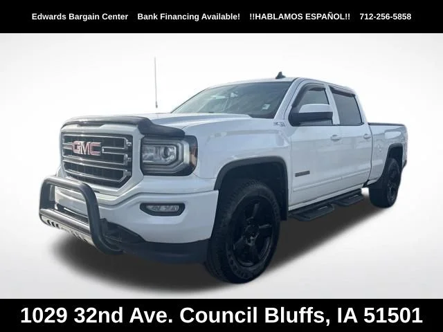 Used 2017 White GMC SLE image 3