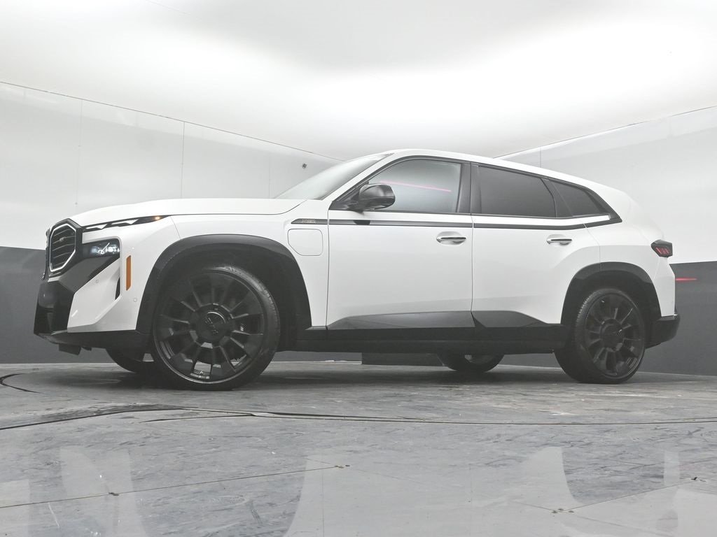 2023 BMW XM - Image 34