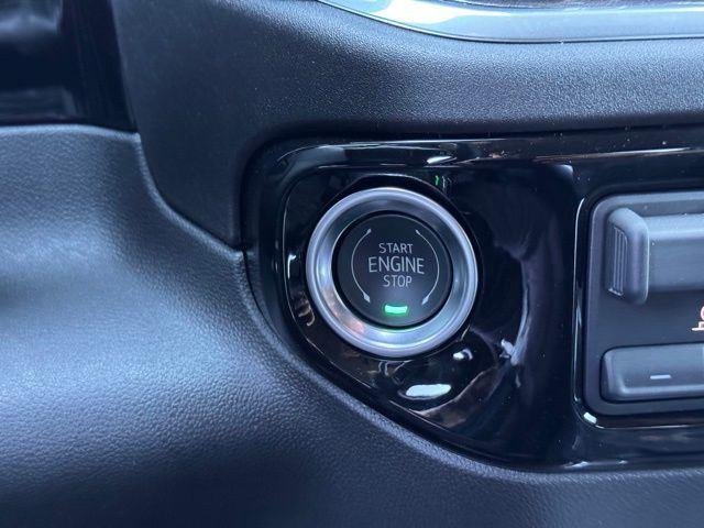 2025 Chevrolet Silverado 3500 HD LTZ - Photo 23