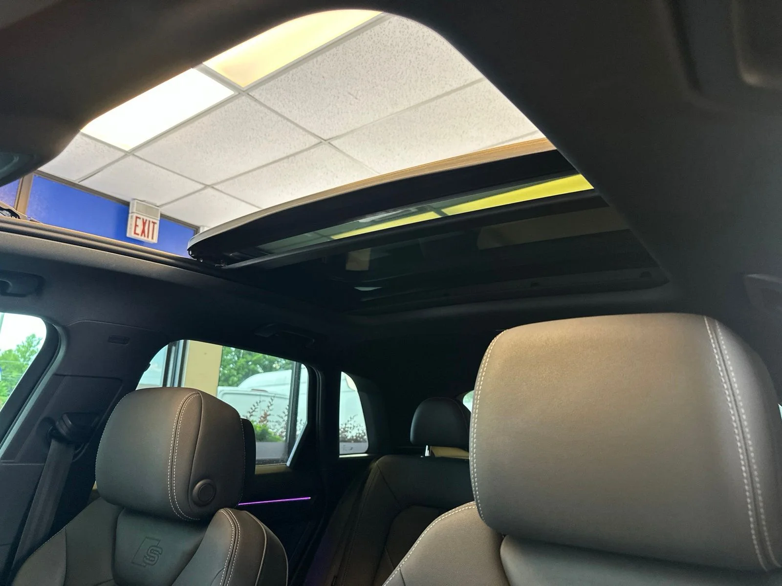 Used 2020 Mythos Black Metallic Audi Prestige S line image 11
