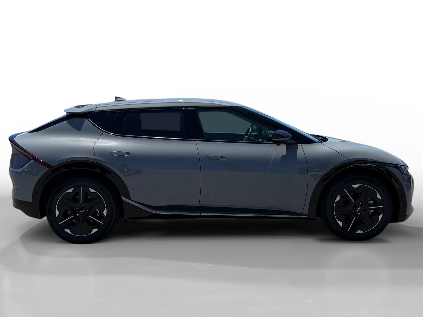 New 2026 Wolf Gray Kia Wind image 6