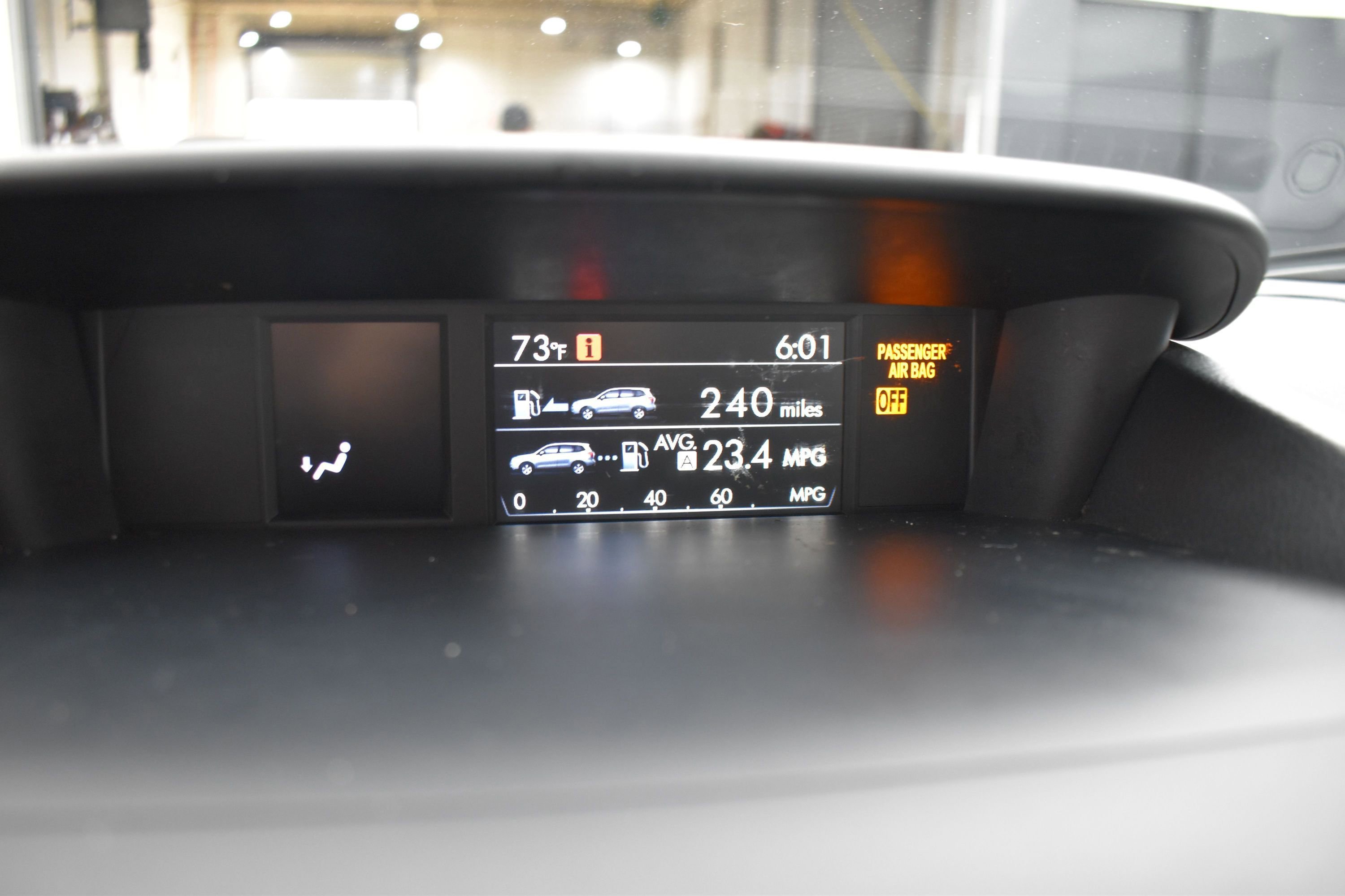 Used 2018 Jasmine Green Metallic Subaru Premium image 10