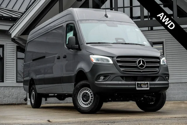 2026 Mercedes-Benz Sprinter 2500 Cargo 170 WB