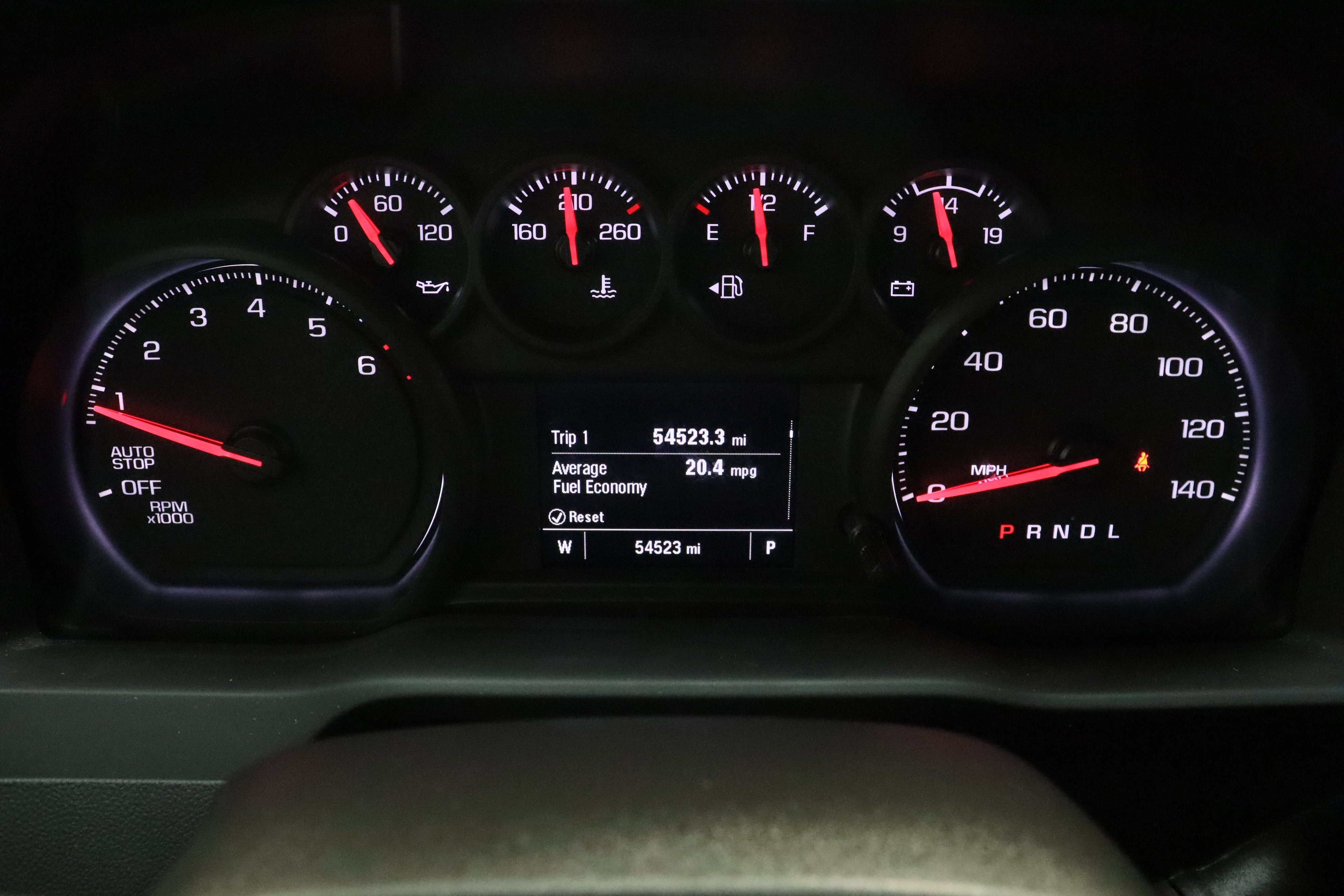 Used 2024 Slate Gray Metallic Chevrolet Custom 2.7T image 38