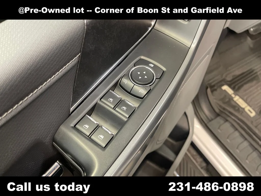 Used 2021 White Ford XLT image 16
