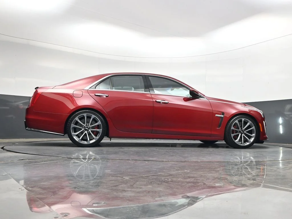 Used 2016 Red Cadillac 2SV image 52