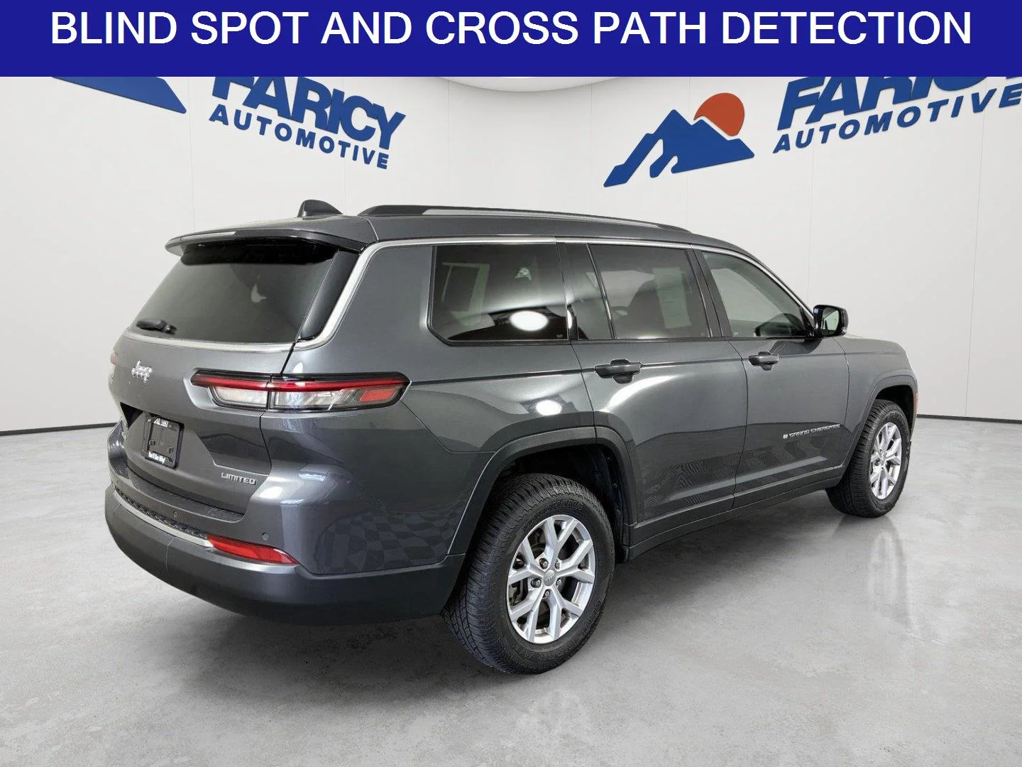 Used 2022 Baltic Gray Metallic Clearcoat Jeep Limited image 5