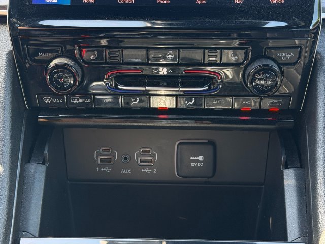 Used 2024  Jeep 4xe image 22
