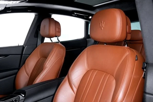Used 2021 Nero Maserati  image 17