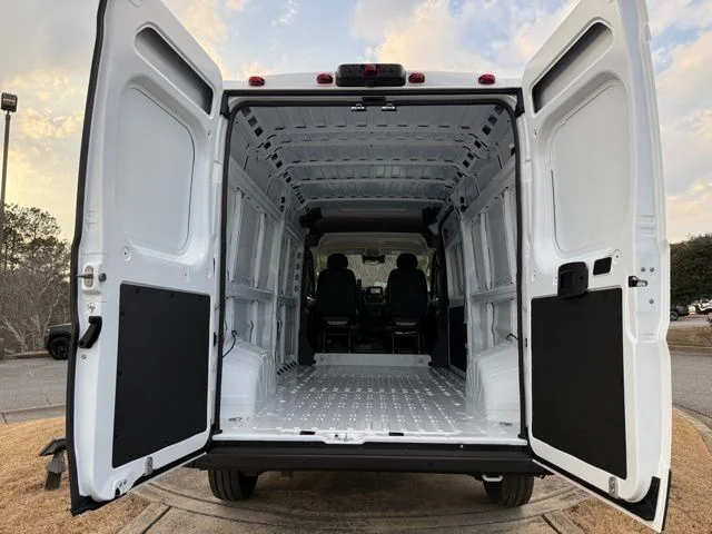 New 2026 Bright White Clear-Coat Exterior Paint RAM High Roof image 26