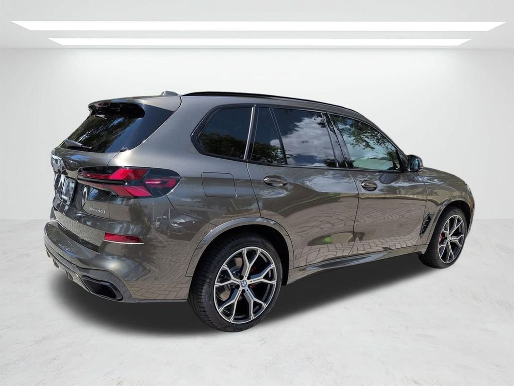 New 2026 Manhattan Green Metallic BMW xDrive40i image 4