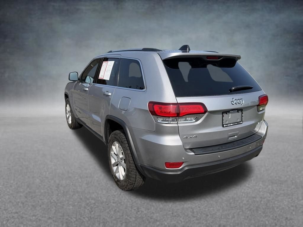 Used 2021 Billet Silver Metallic Jeep Laredo E image 3