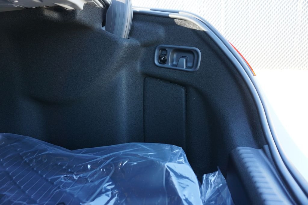 Used 2026 MANUFAKTUR Alpine Gray Mercedes-Benz C 300 image 72