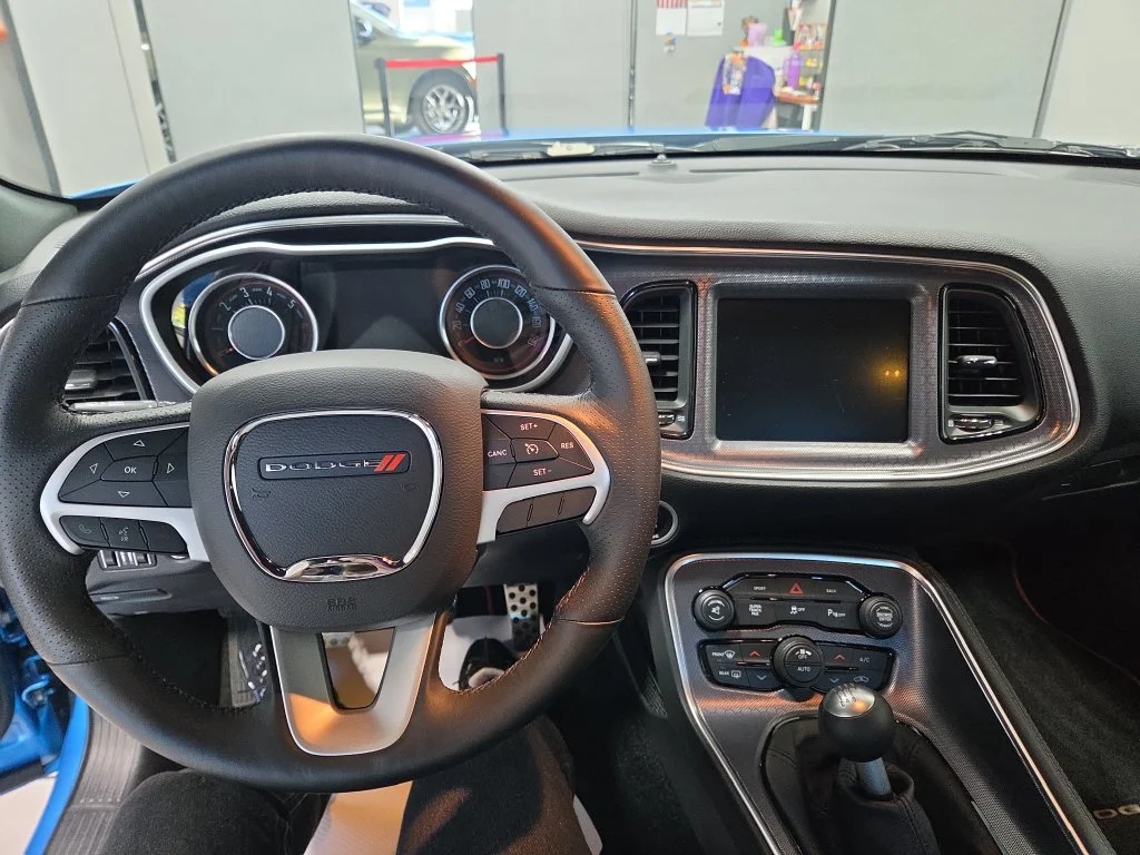 Used 2015 Blue Dodge R/T Scat Pack image 26