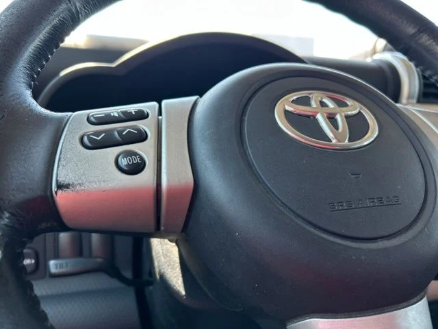 Used 2008  Toyota Base image 25