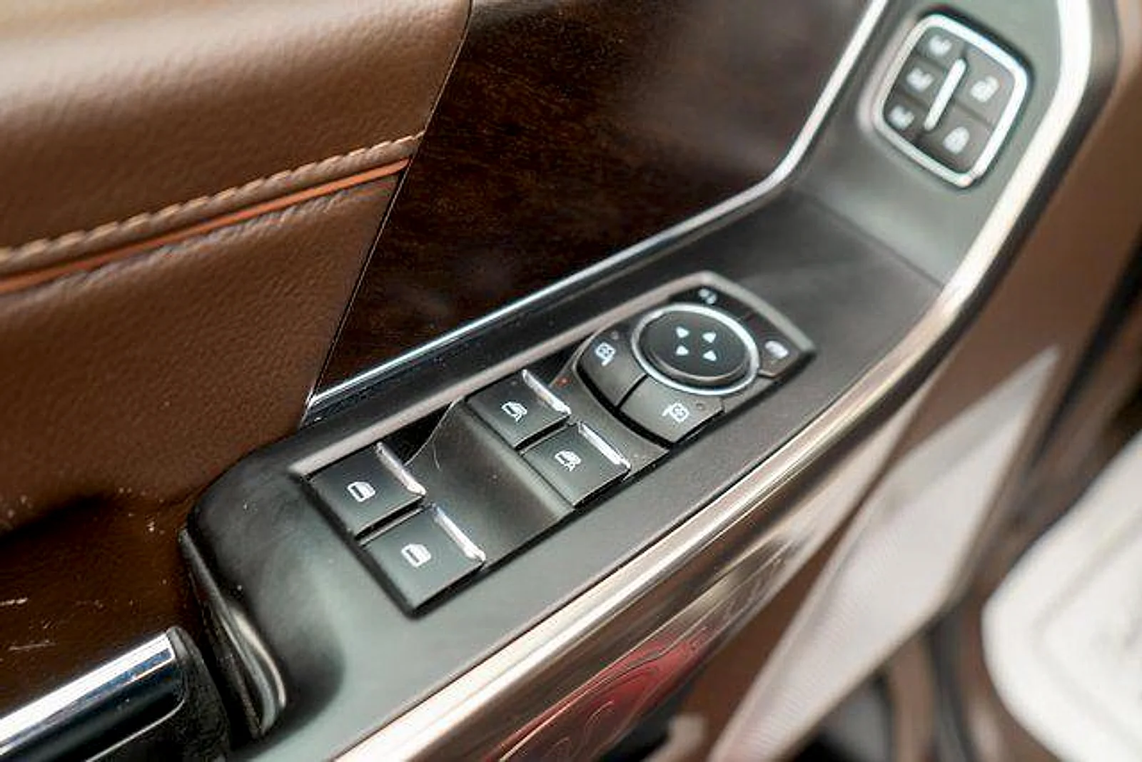 Used 2023 Rapid Red Metallic Tinted Clearcoat Ford King Ranch image 18
