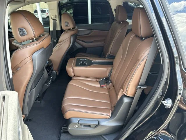 Used 2022 Black Acura Advance image 23