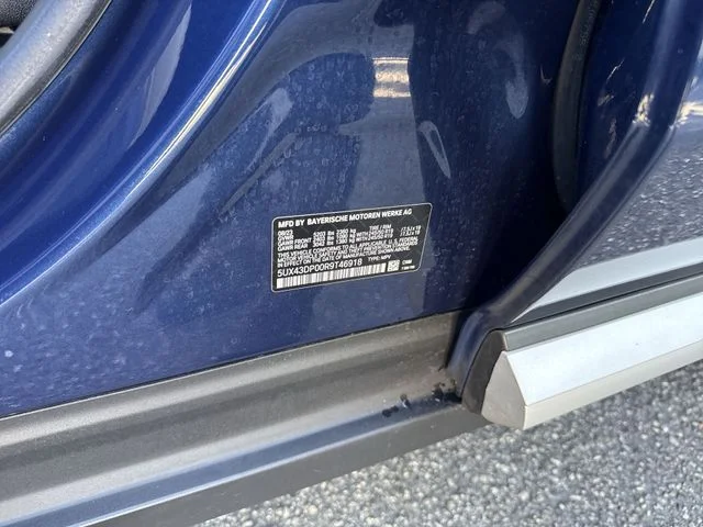 Used 2024 Blue BMW sDrive30i image 36