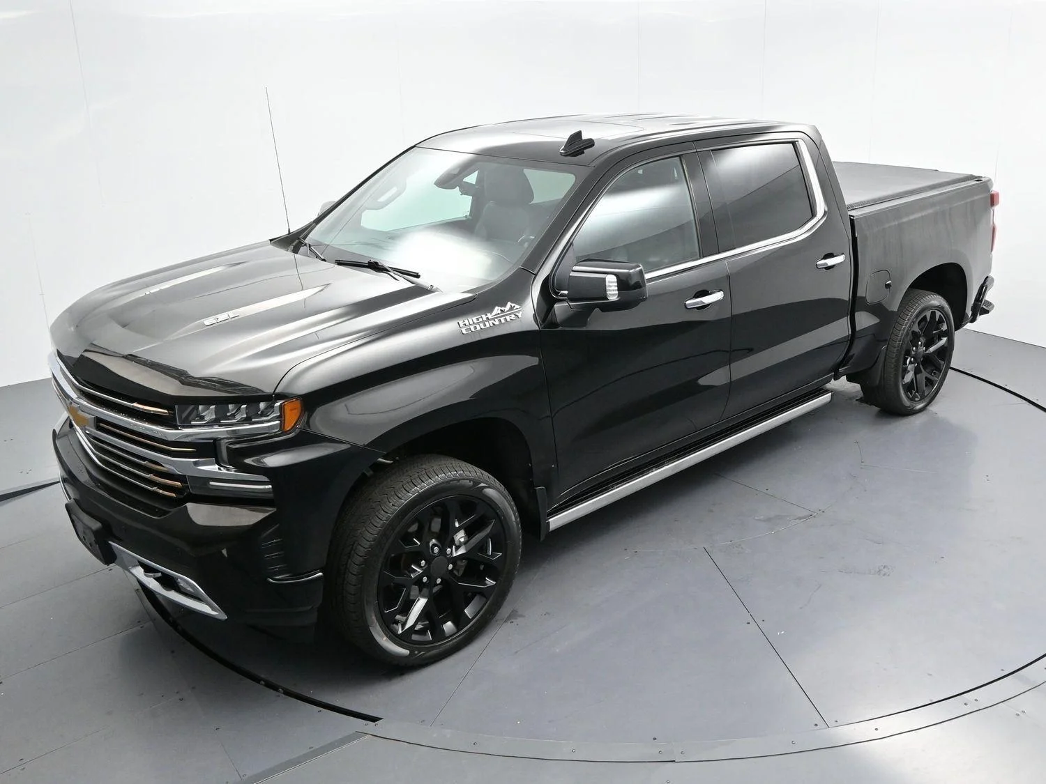 Used 2019 BLACK Chevrolet High Country image 38