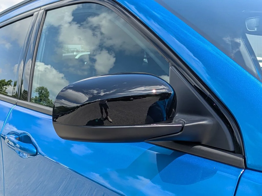 New 2026 Hydro Blue Pearl-Coat Exterior Paint Jeep Latitude image 14