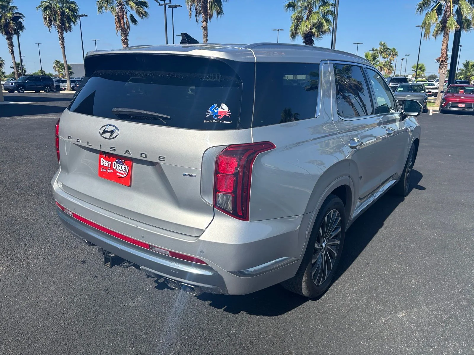 Used 2023 Silver Hyundai Calligraphy image 6