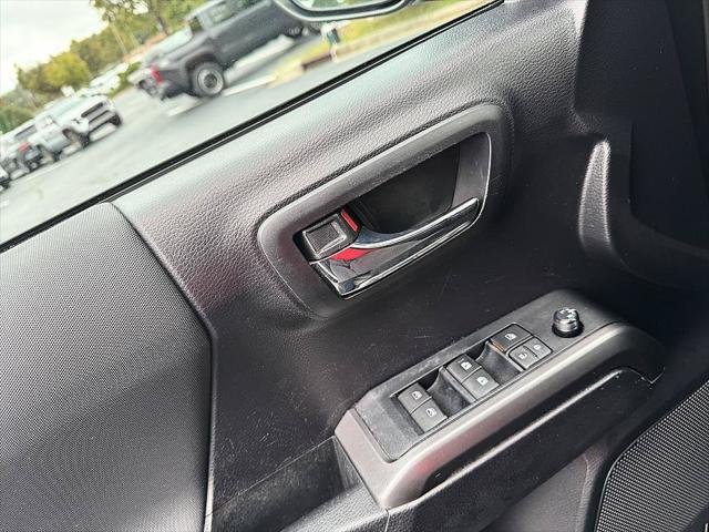 Certified Used 2020 MAGNETIC GRAY MET. Toyota  image 9