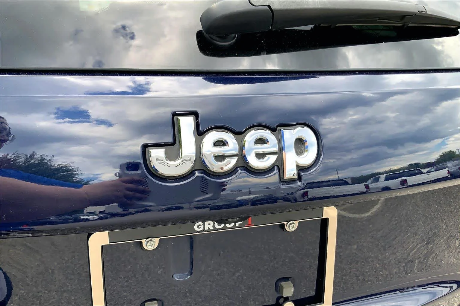 Used 2017 True Blue Pearlcoat Jeep Overland image 33