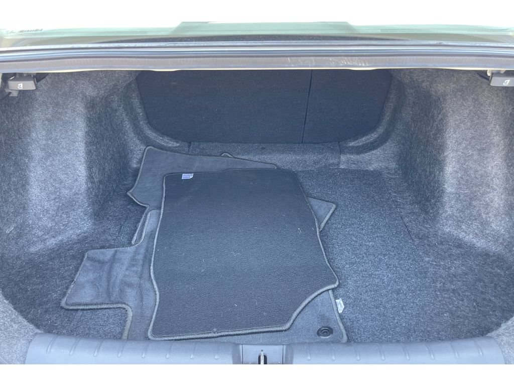 Used 2018 White Orchid Pearl Honda EX image 17