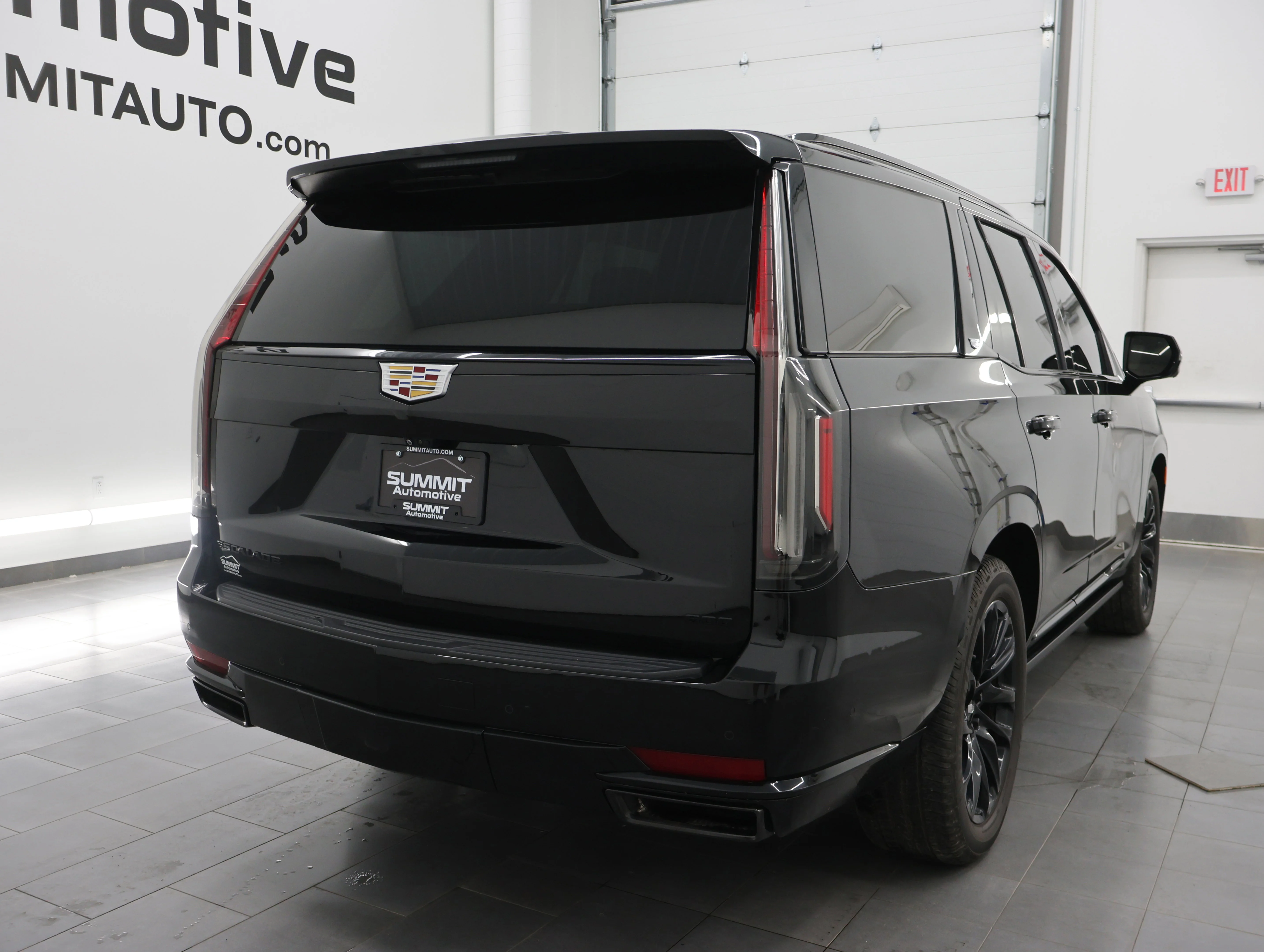 Used 2021 Black Raven Cadillac Sport Platinum image 4