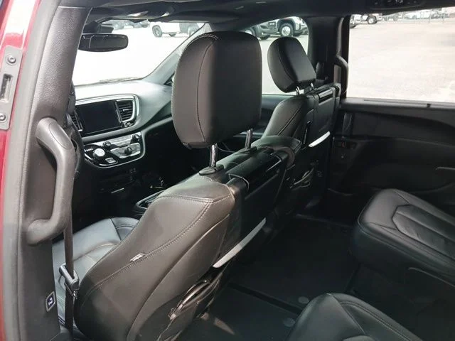 Used 2020 Red Chrysler Touring L Plus image 31