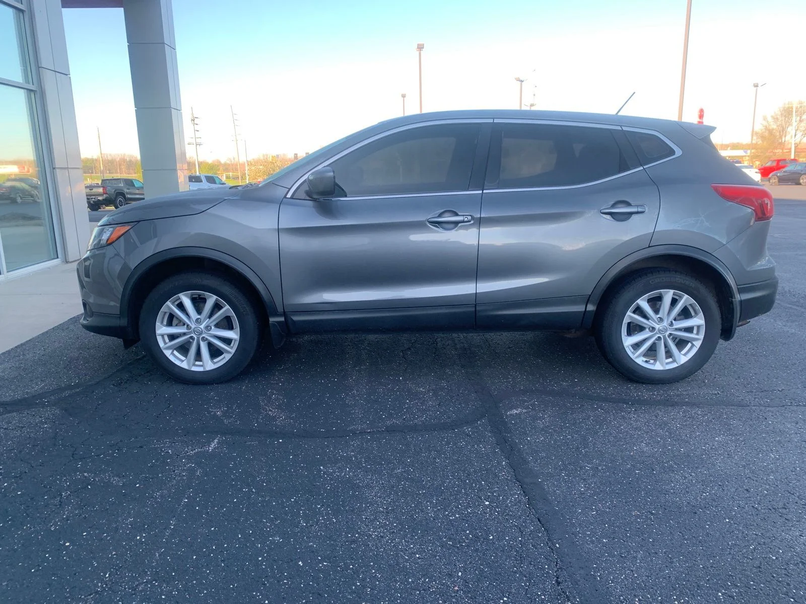 Used 2017 Nissan Rogue Sport S with VIN JN1BJ1CP8HW035403 for sale in Warsaw, IN