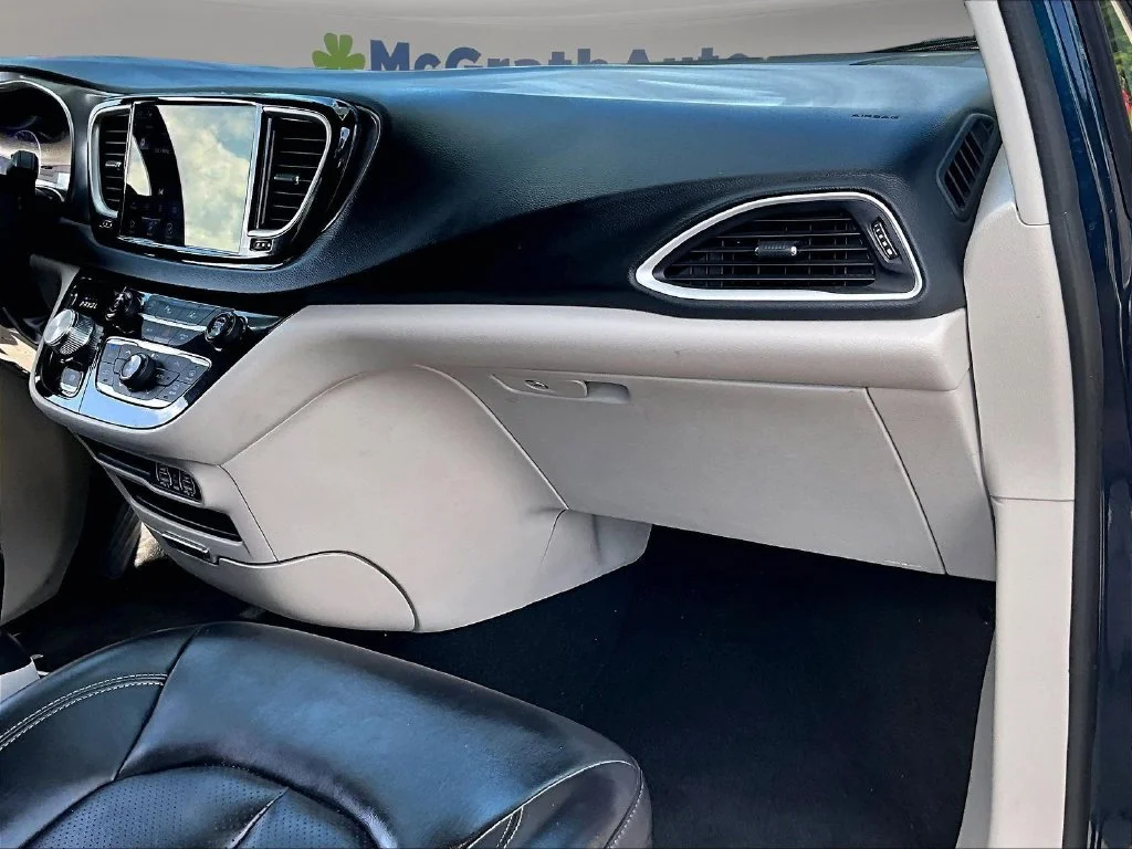 Used 2023 Blue Chrysler Touring L image 30