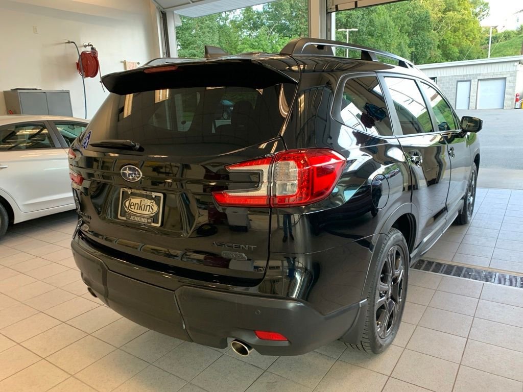 Used 2023 Black Subaru Onyx Edition image 18