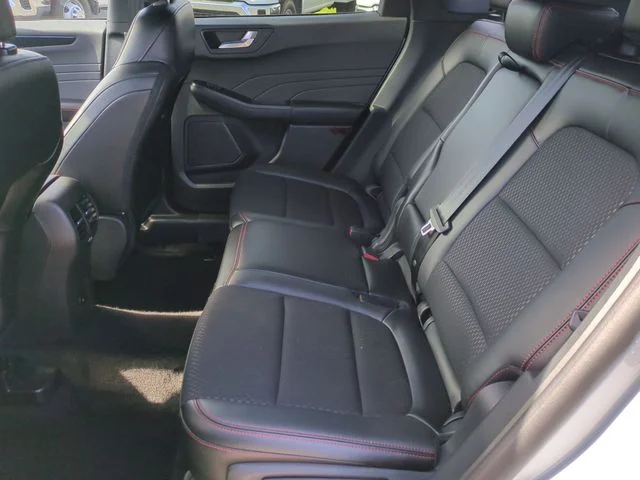 Used 2025 Silver Ford ST-Line image 21