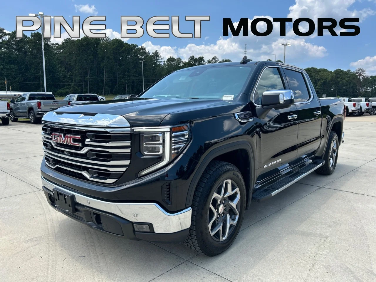 Used 2023 Onyx Black GMC SLT image 1
