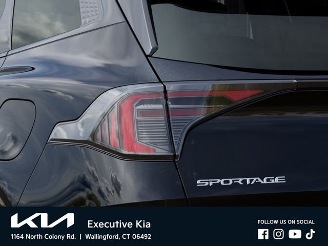 New 2027 Fusion Black Kia S image 11